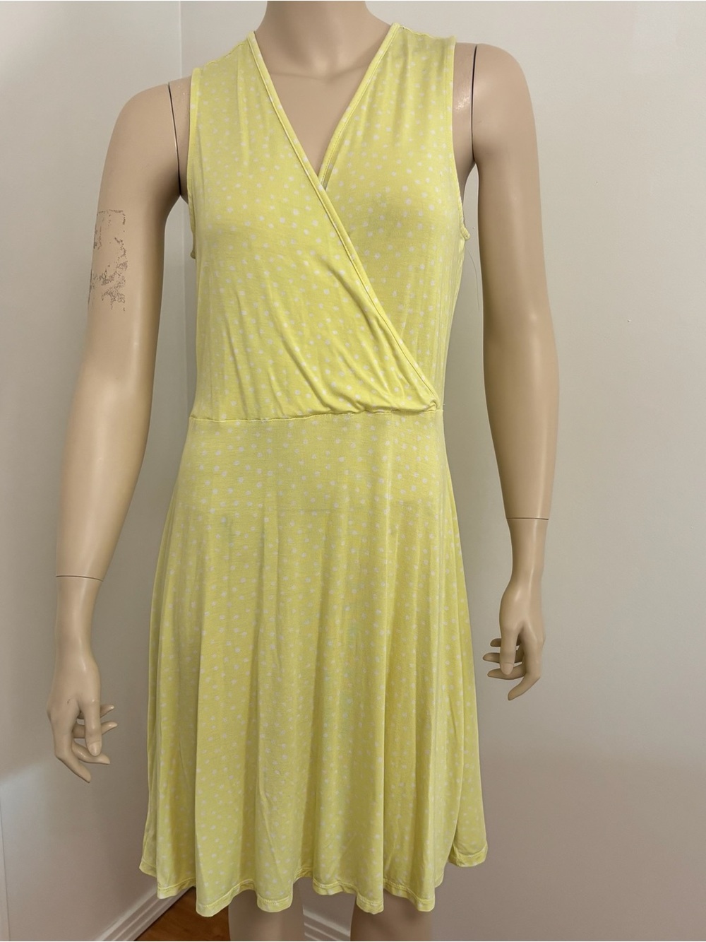41 Hawthorn Sleeveless Pale Yellow Wrap-Front Midi Dress